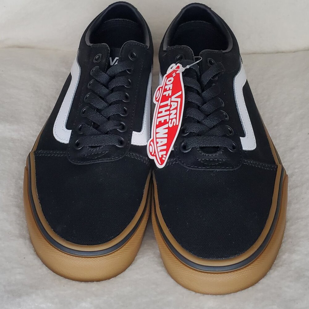 Men's Vans Ward Low Top Sneaker black canvas size 8.5 nwt brand new